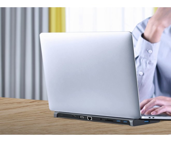 USB-C multi adapter 10-in-1 - A cm combo10 01 website image 703b5238 c87c 4e5d 82b4 b84e55e7d48c - A-CM-COMBO10-01
